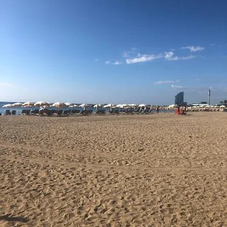 In 4 Carrer De Trelawny Homestay Barcelona
