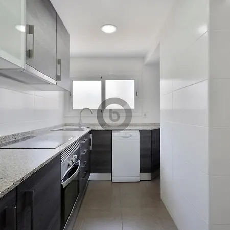 In 4 Carrer De Trelawny Homestay *